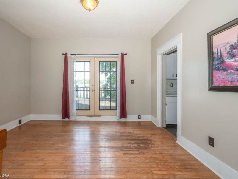 452 E Main Street, East Palestine, OH 44413 Photo 8