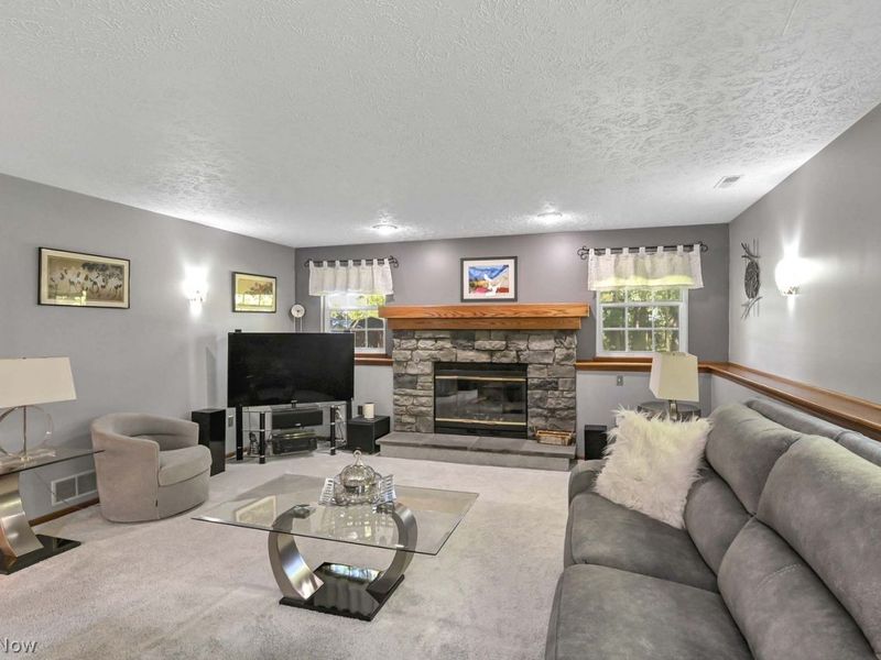 6516 Hersey Circle, North Ridgeville, OH 44039 Photo 3
