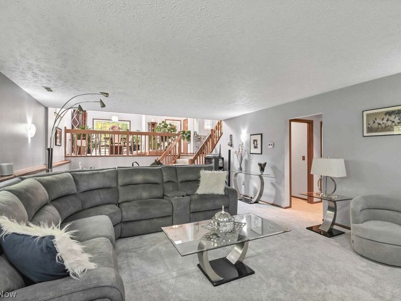 6516 Hersey Circle, North Ridgeville, OH 44039 Photo 6