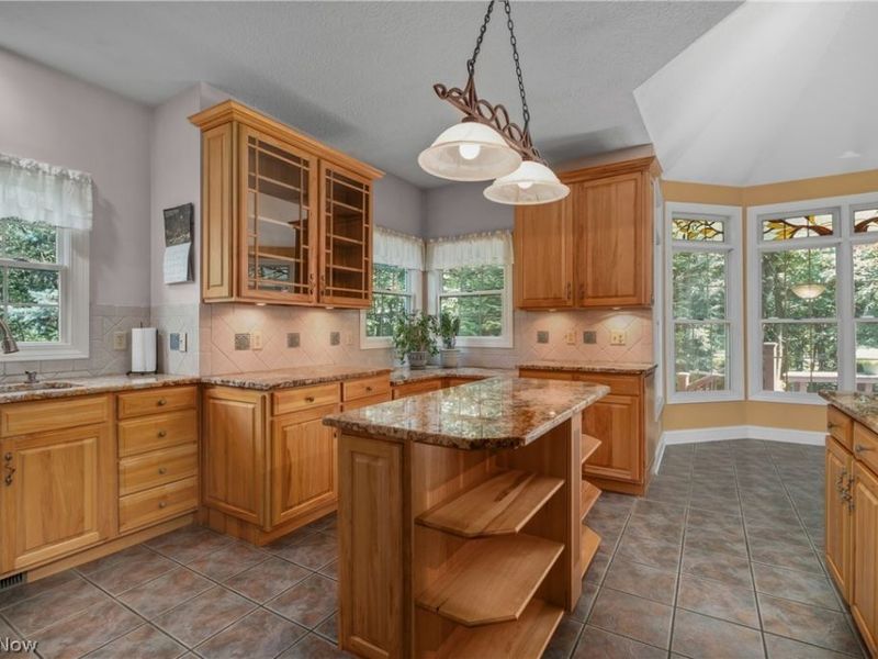 8955 Easton Street NE, Louisville, OH 44641 Photo 11