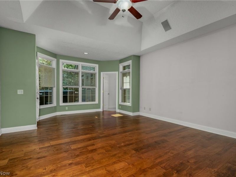 8955 Easton Street NE, Louisville, OH 44641 Photo 23
