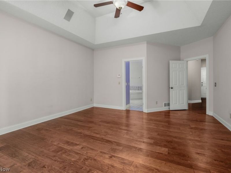 8955 Easton Street NE, Louisville, OH 44641 Photo 24