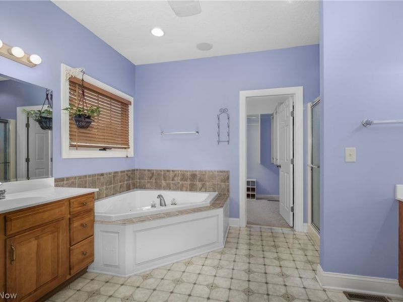 8955 Easton Street NE, Louisville, OH 44641 Photo 25
