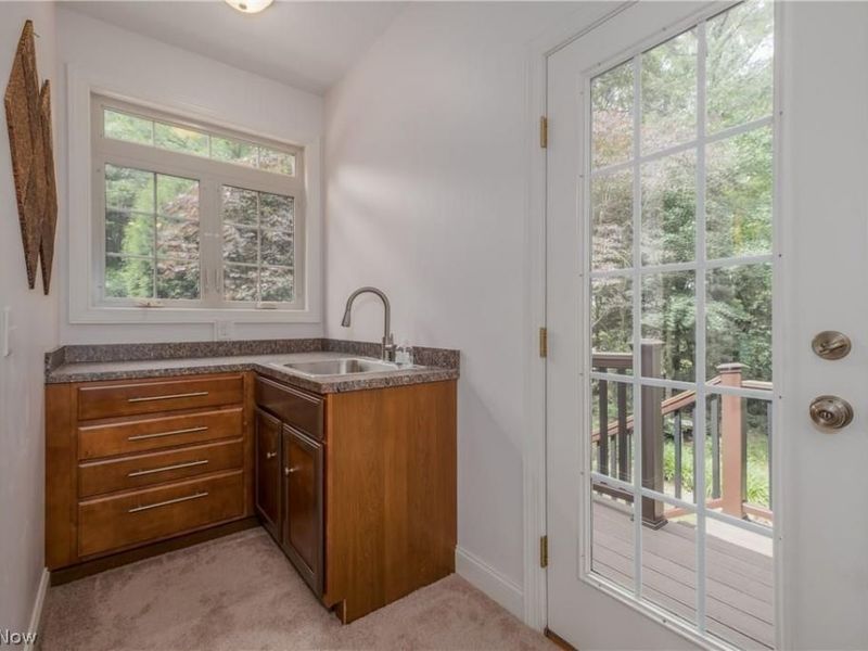 8955 Easton Street NE, Louisville, OH 44641 Photo 28