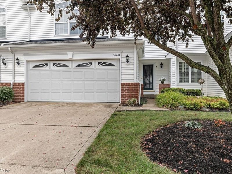 36447 N Reserve Circle, Avon, OH 44011 Photo 1