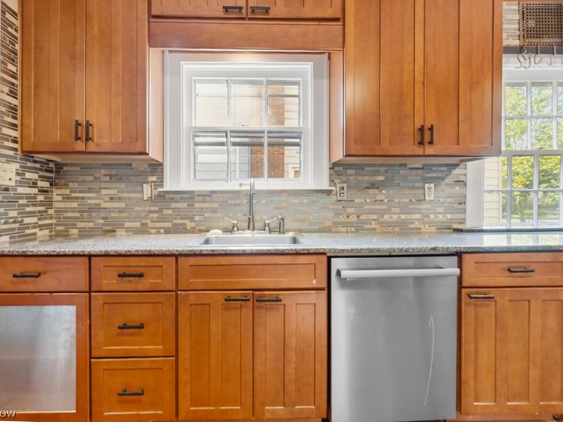 3207 Chadbourne Road, Shaker Heights, OH 44120 Photo 15