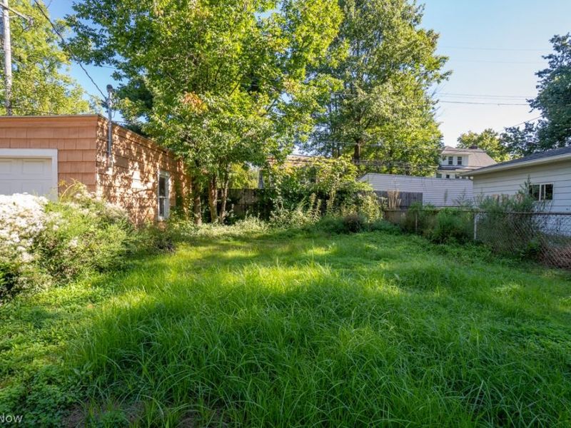 3207 Chadbourne Road, Shaker Heights, OH 44120 Photo 41
