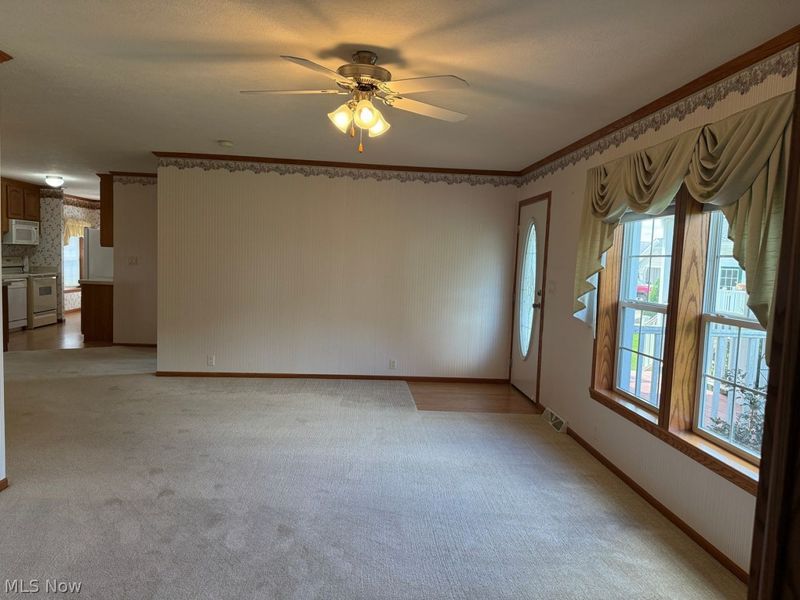 223 NW Polaris Drive, Dover, OH 44622 Photo 4