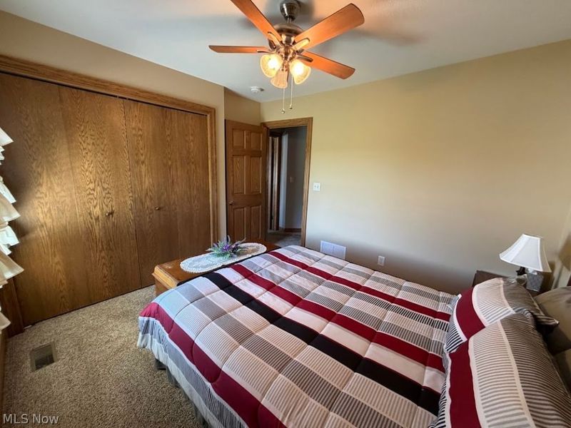 324 Gasser Circle SE, New Philadelphia, OH 44663 Photo 17
