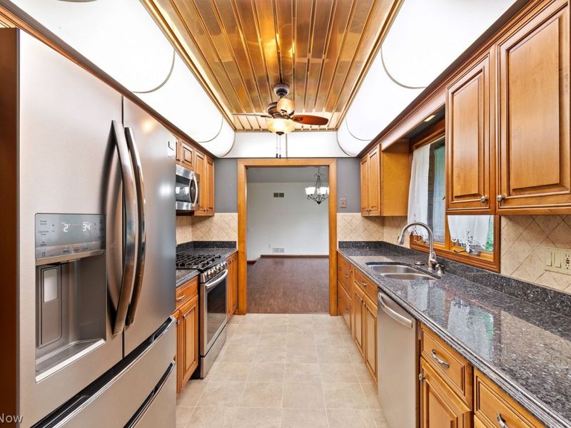 3720 Orion Street NW, North Canton, OH 44720 Photo 7
