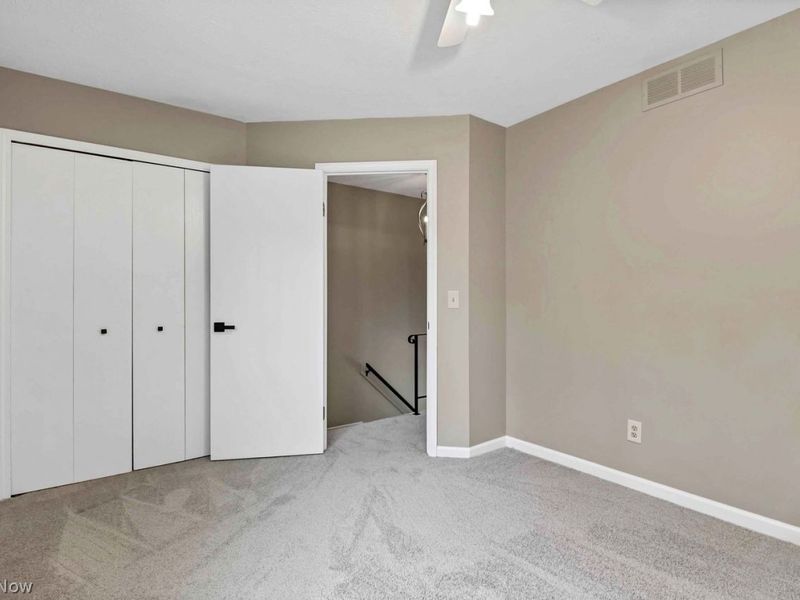 856 Gino Lane, Cleveland, OH 44109 Photo 29