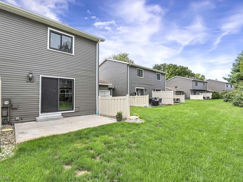 856 Gino Lane, Cleveland, OH 44109 Photo 9