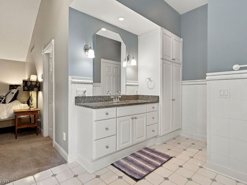 7596 N Vinemont Court, Hudson, OH 44236 Photo 16