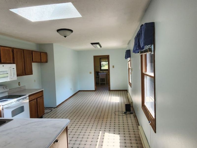 16261 Burrows Road, Thompson, OH 44086 Photo 11