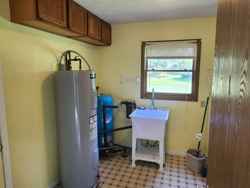 16261 Burrows Road, Thompson, OH 44086 Photo 14