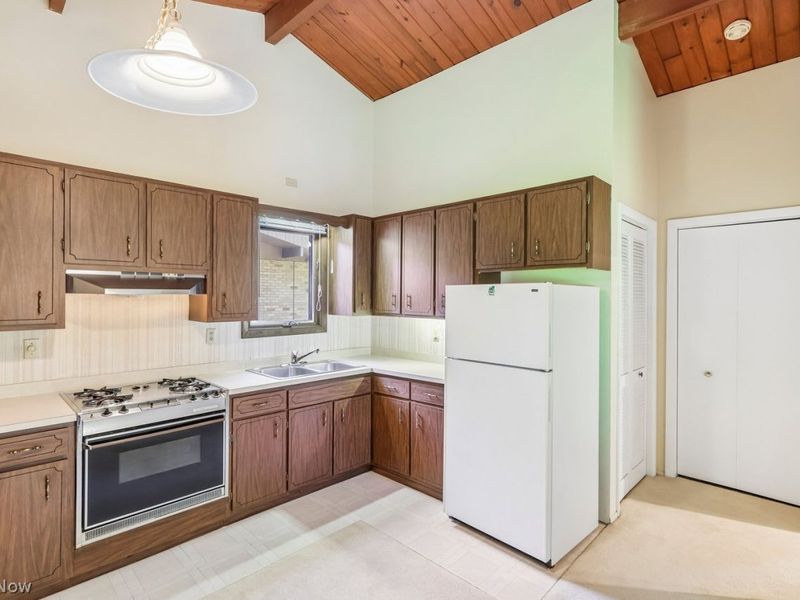 7606 Akins Road, North Royalton, OH 44133 Photo 35