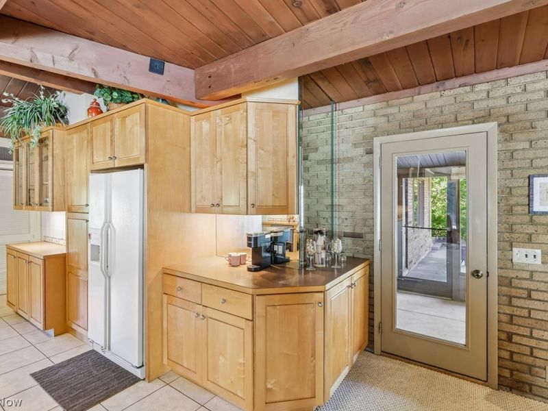 7606 Akins Road, North Royalton, OH 44133 Photo 8