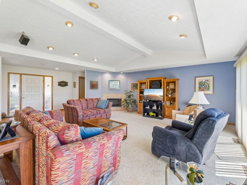 32723 Fallhaven Circle, North Ridgeville, OH 44039 Photo 12