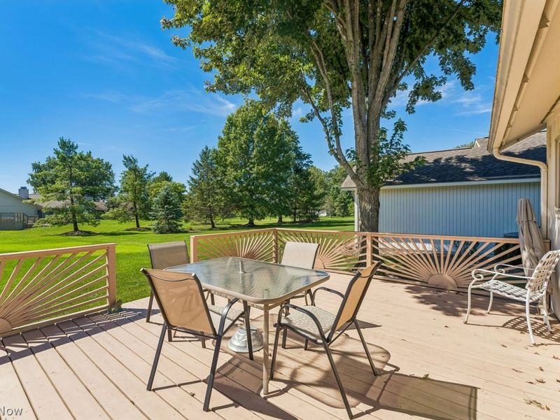 32723 Fallhaven Circle, North Ridgeville, OH 44039 Photo 4