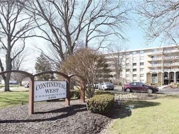 3400 Wooster Road , Unit 615, Rocky River, OH 44116