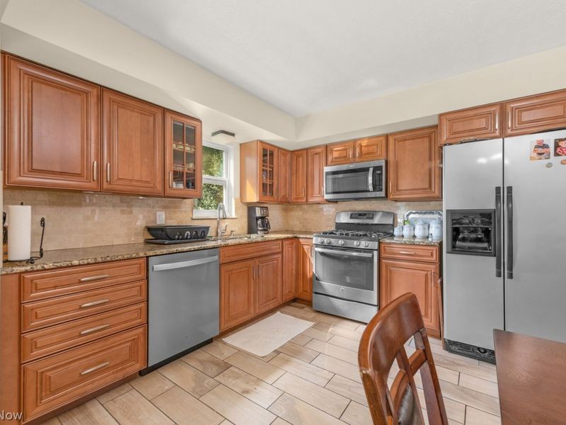 23523 Sharon Drive, North Olmsted, OH 44070 Photo 13