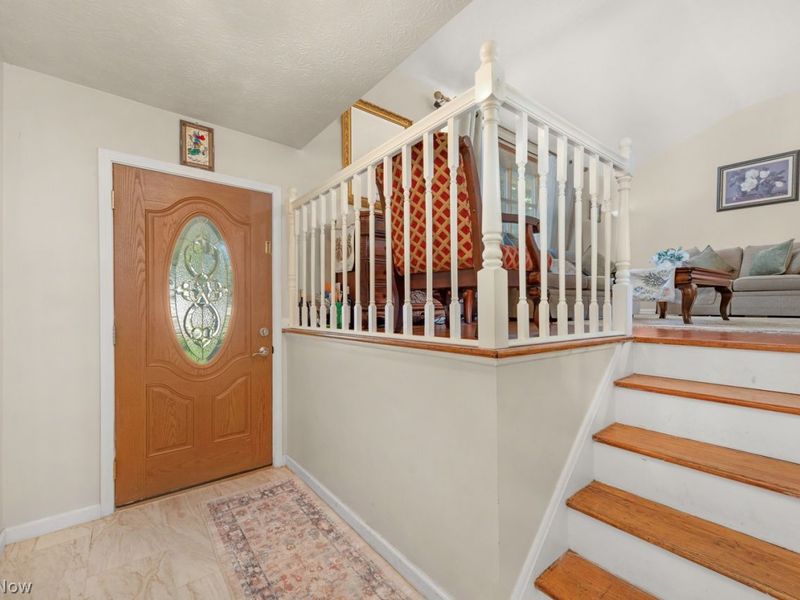 23523 Sharon Drive, North Olmsted, OH 44070 Photo 4