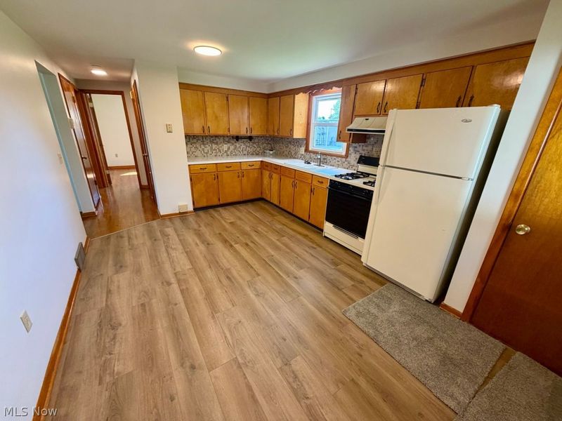 1128 Schell Avenue NW, New Philadelphia, OH 44663 Photo 9