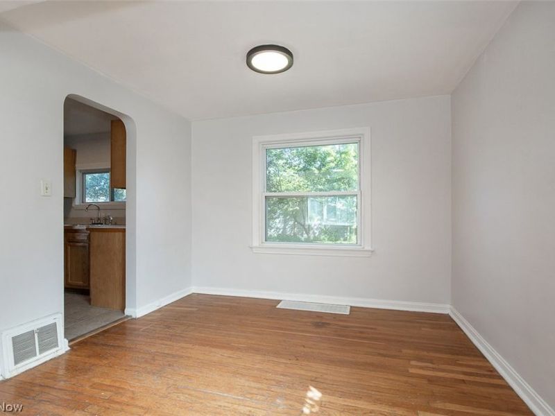 4521 Lilac Road, South Euclid, OH 44121 Photo 7