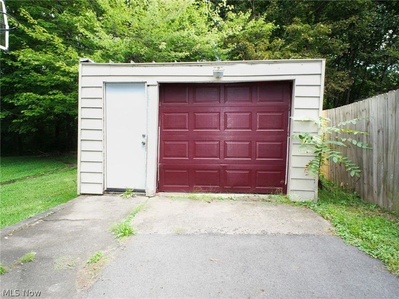 87 Rosemont Avenue, Austintown, OH 44515 Photo 13