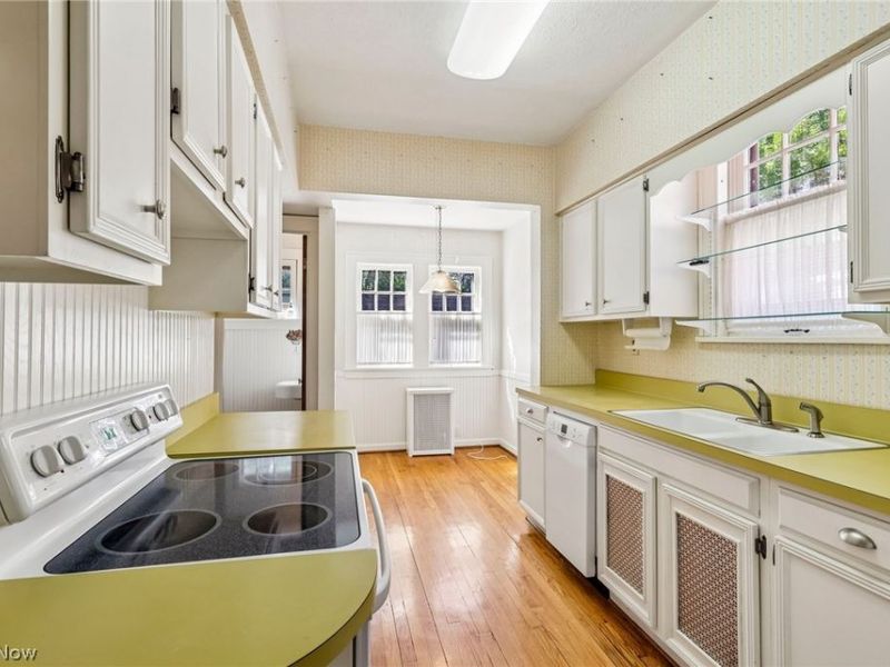 3392 Meadowbrook Boulevard , Cleveland Heights, OH 44118 Photo 13