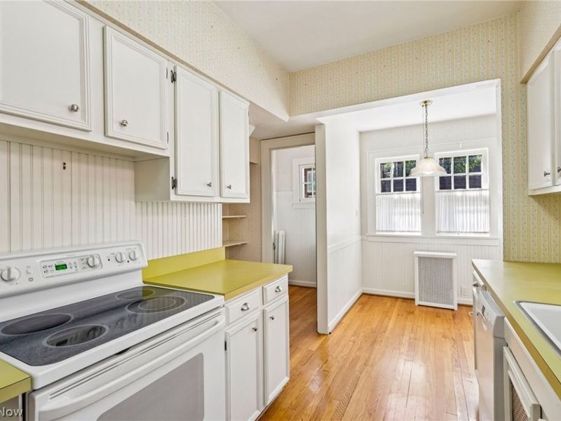 3392 Meadowbrook Boulevard , Cleveland Heights, OH 44118 Photo 14