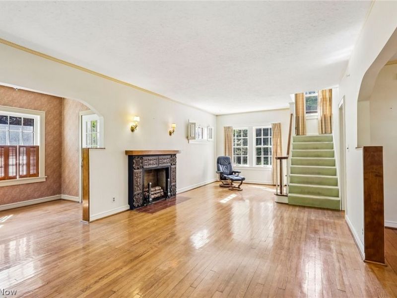 3392 Meadowbrook Boulevard , Cleveland Heights, OH 44118 Photo 2