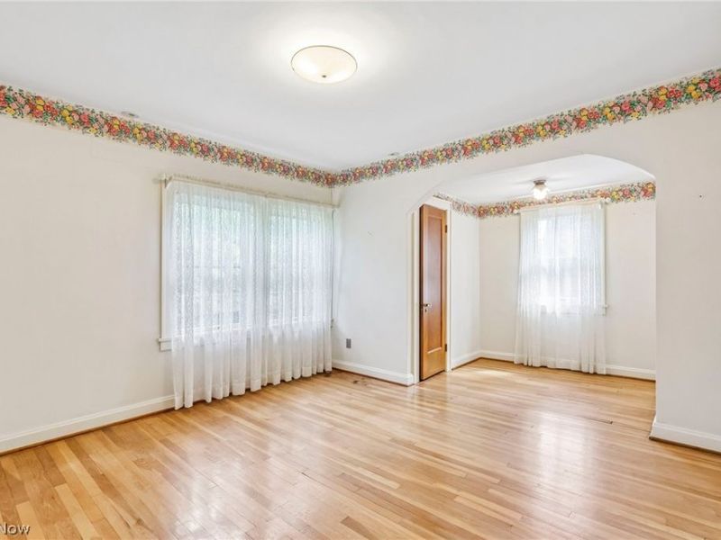 3392 Meadowbrook Boulevard , Cleveland Heights, OH 44118 Photo 28