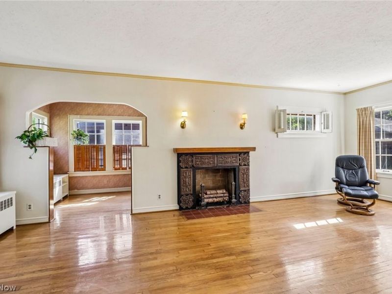 3392 Meadowbrook Boulevard , Cleveland Heights, OH 44118 Photo 5
