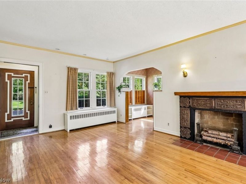 3392 Meadowbrook Boulevard , Cleveland Heights, OH 44118 Photo 6