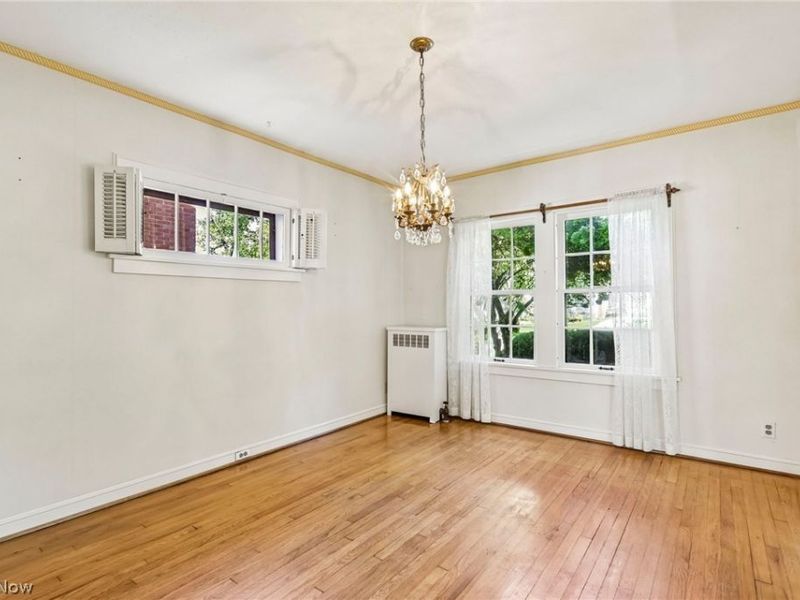 3392 Meadowbrook Boulevard , Cleveland Heights, OH 44118 Photo 9