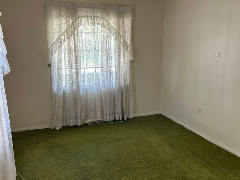 1390 Iroquois Avenue, Mayfield Heights, OH 44124 Photo 9
