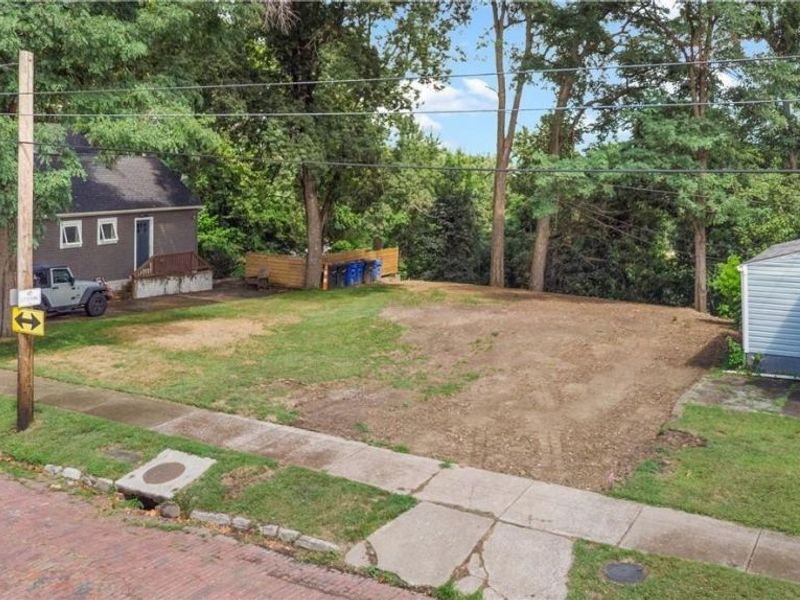 2863 W 12th Street, Cleveland, OH 44113 Photo 2