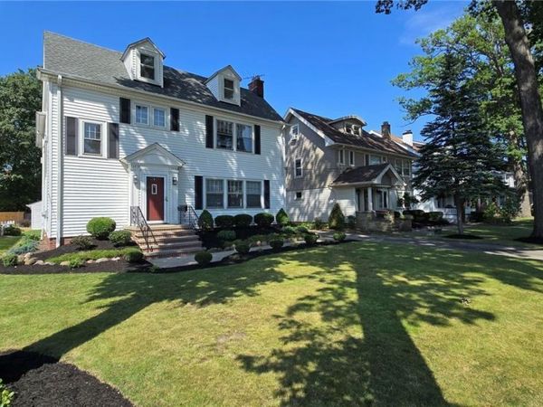 13836-38 Clifton Boulevard, Lakewood, OH 44107