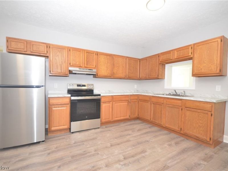 502 & 506 Grant Avenue, Cuyahoga Falls, OH 44221 Photo 10