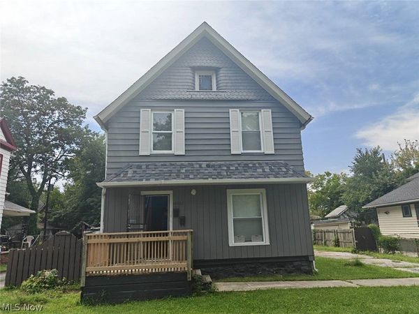 18402 Melville Road , Cleveland, OH 44110