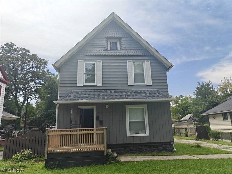 18402 Melville Road, Cleveland, OH 44110 Photo 1