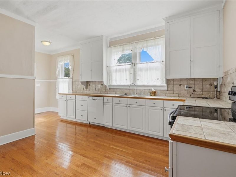 42 W 7th Street, Dresden, OH 43821 Photo 10