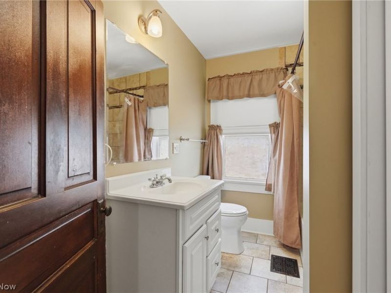 42 W 7th Street, Dresden, OH 43821 Photo 16
