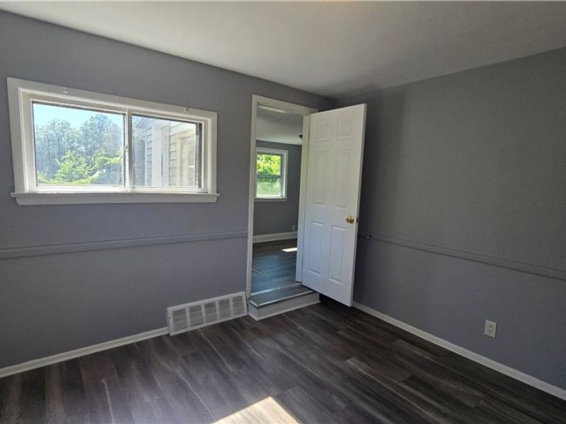 810 E 157th Street, Cleveland, OH 44110 Photo 13