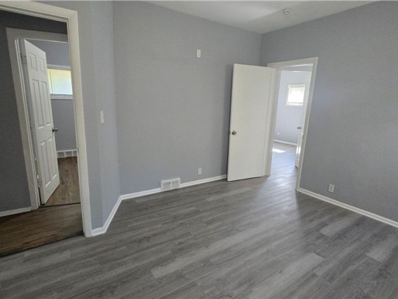 810 E 157th Street, Cleveland, OH 44110 Photo 26