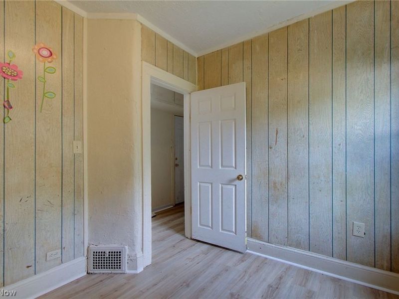 3442 W 58th Street , Cleveland, OH 44102 Photo 14