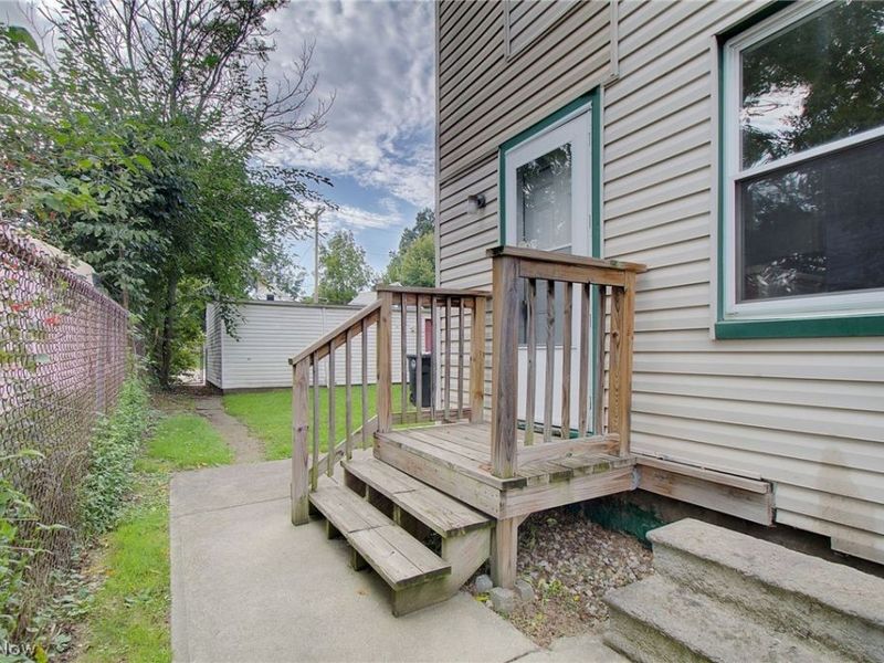 3442 W 58th Street , Cleveland, OH 44102 Photo 34