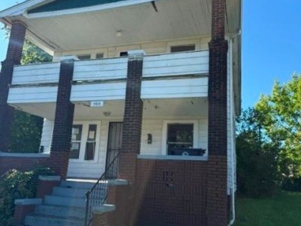 9816 Manor Avenue, Cleveland, OH 44104