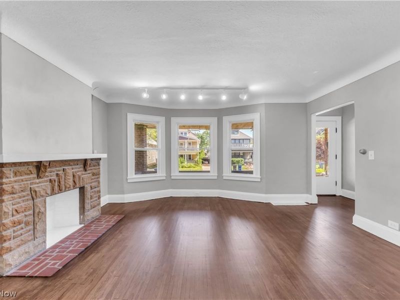 3154 Kensington Road , Cleveland Heights, OH 44118 Photo 6